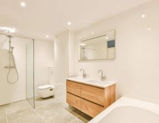 interior-design-decoration-nice-modern-bathroom_181624-61248